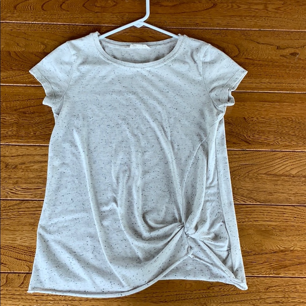 Short Sleeve Knotted Tee